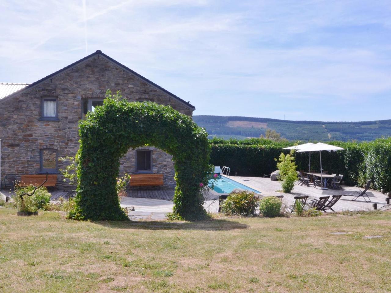 Gorgeous Holiday Home In Stoumont With Garden Esterno foto