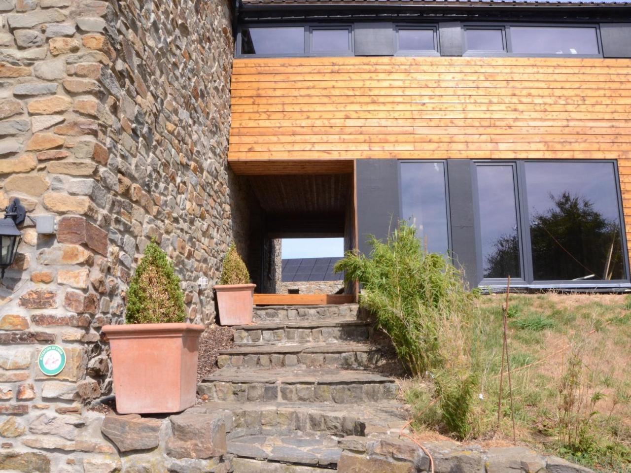 Gorgeous Holiday Home In Stoumont With Garden Esterno foto