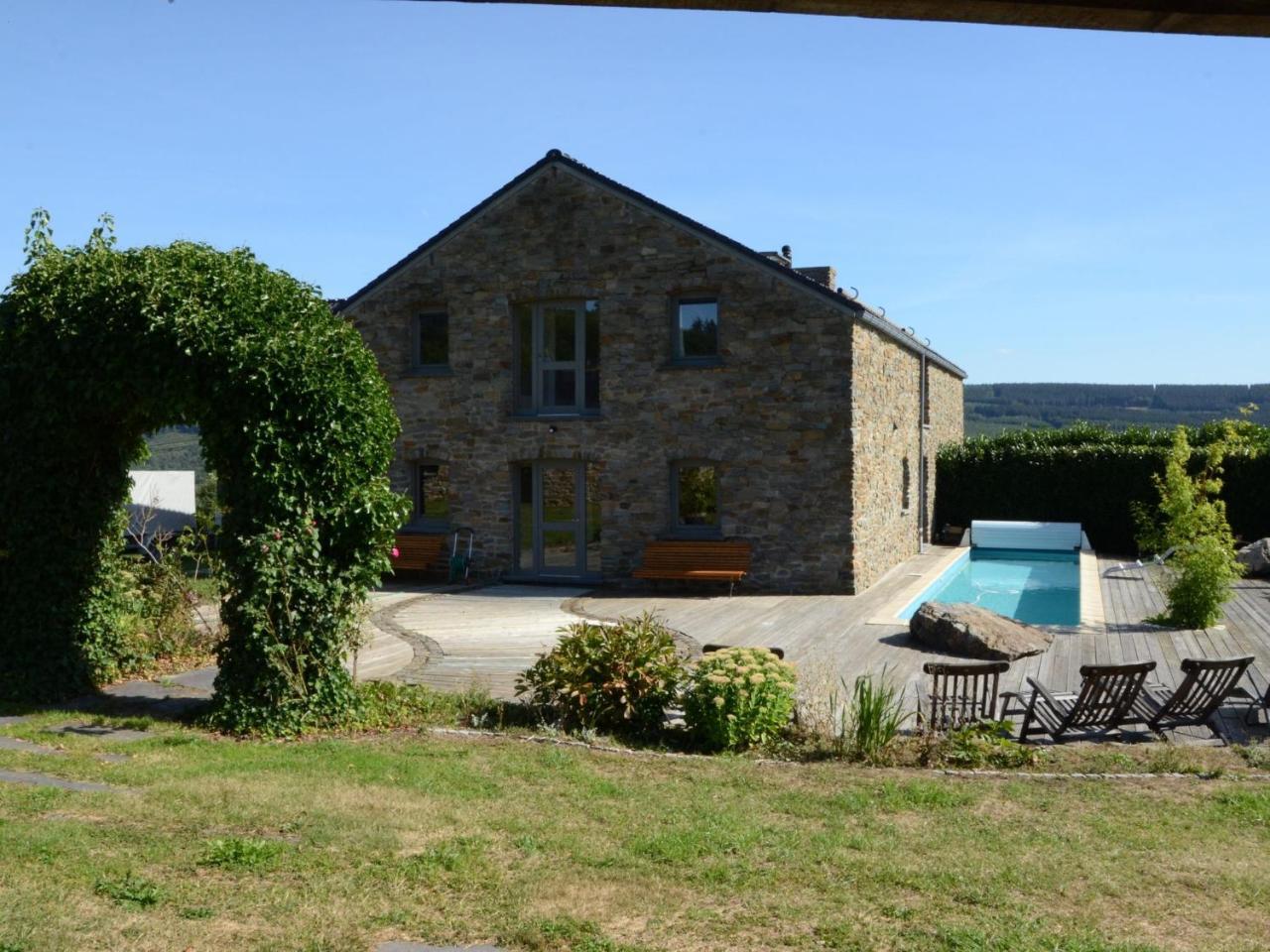 Gorgeous Holiday Home In Stoumont With Garden Esterno foto